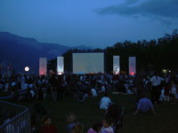 Le concert se termine, place à la projection
